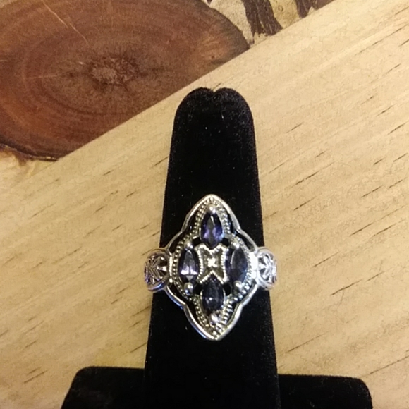 Iolite Ring - Picture 1 of 4